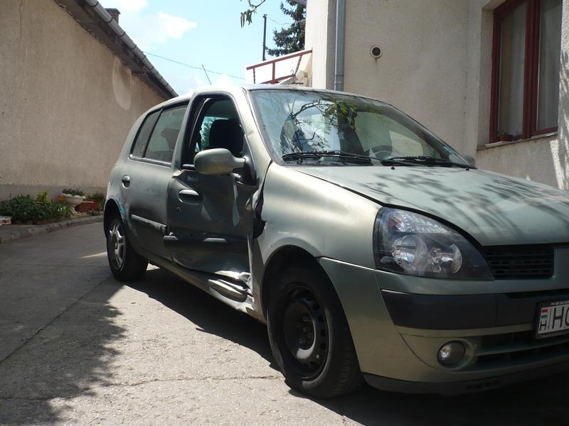 Renault Clio javítás előtt – 2. kép